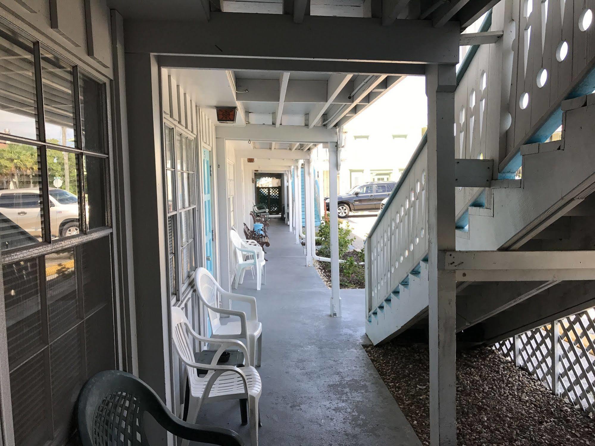 Cedar Inn Cedar Key Ngoại thất bức ảnh