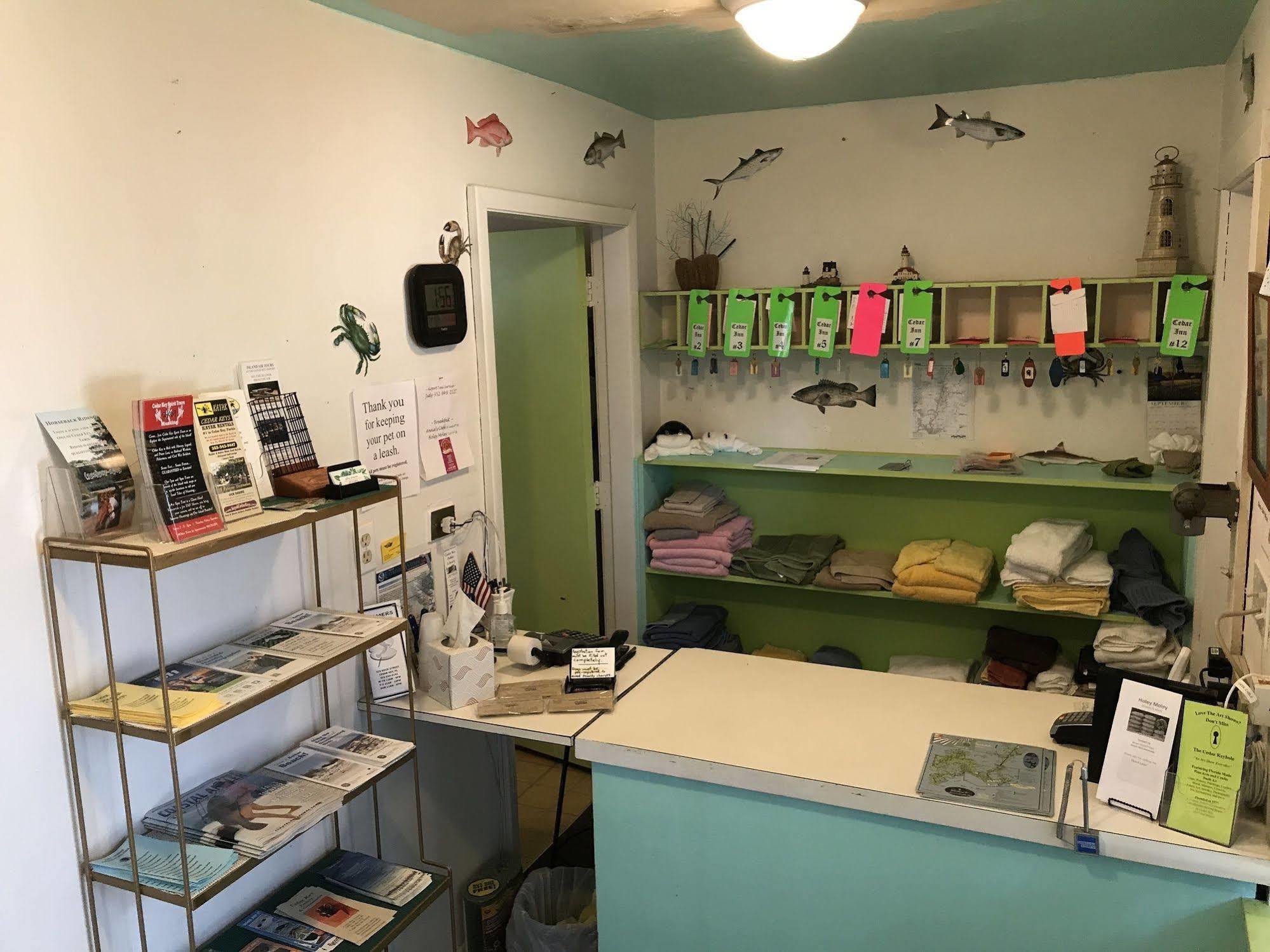 Cedar Inn Cedar Key Ngoại thất bức ảnh